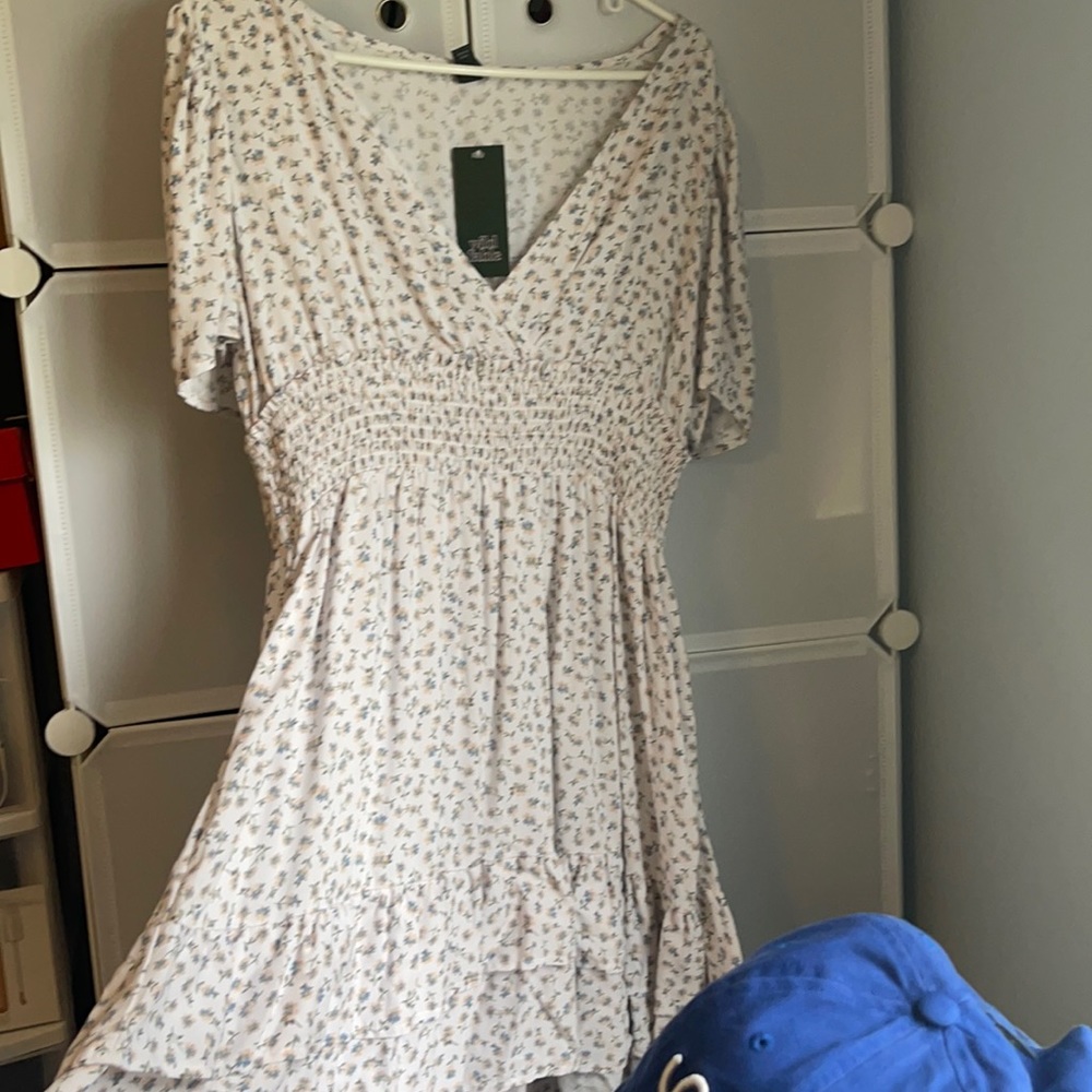 Flowy flower print dress